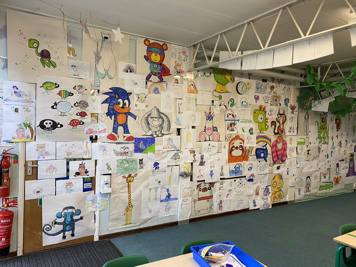 nikottaway's tweet photo. @RobBiddulph #DrawWithRob Camps Hill School, this our Year 2 Draw With Rob Wall! You have become a favourite at our school, we love your videos, thank you!!! Love your book! https://t.co/iLCrUxF2Hm