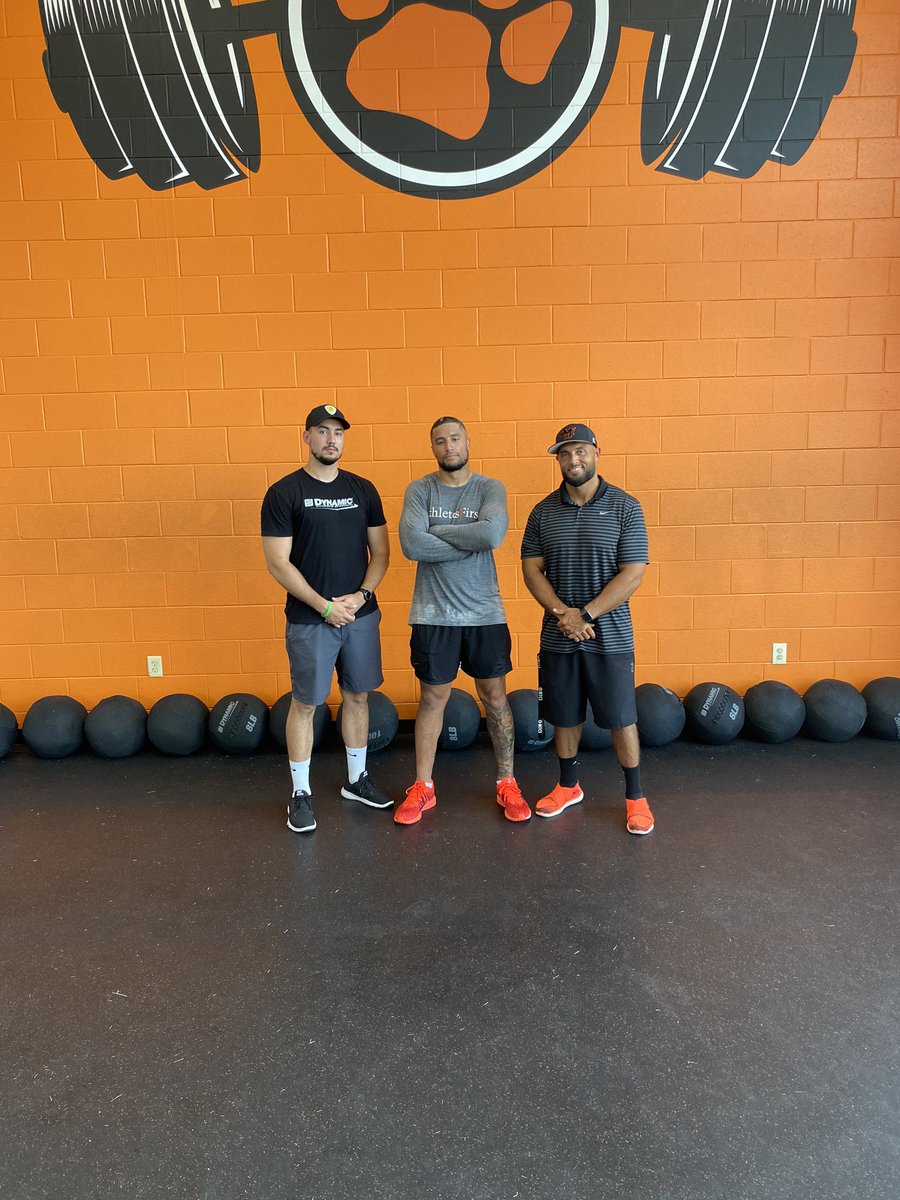 JasonSpray's tweet photo. @Titans @kennyvaccaro in the house today💪🏽. #workersonly #bluecollar #nofluff https://t.co/24jaFztANc