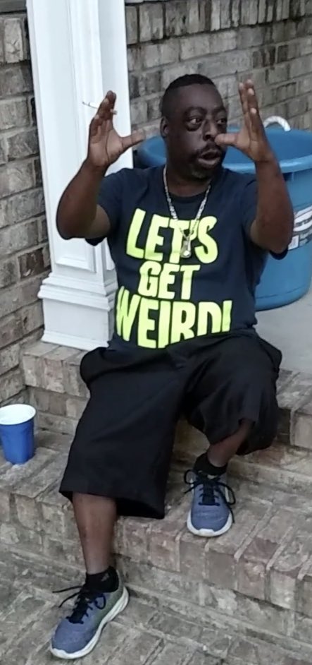 Beetlepimp's tweet image. Lemme splain suttin to ya