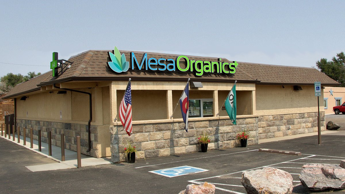 Schwazze's tweet image. As our inaugural acquisition, @MesaOrganics is a vital part of executing our vision for the #NextEra of cannabis. Since 2016, they have provided Southern Coloradans with the finest #cannabis flower &amp;amp; infused products available. Learn more: mesaorganics.com

#SchwazzeFamily
