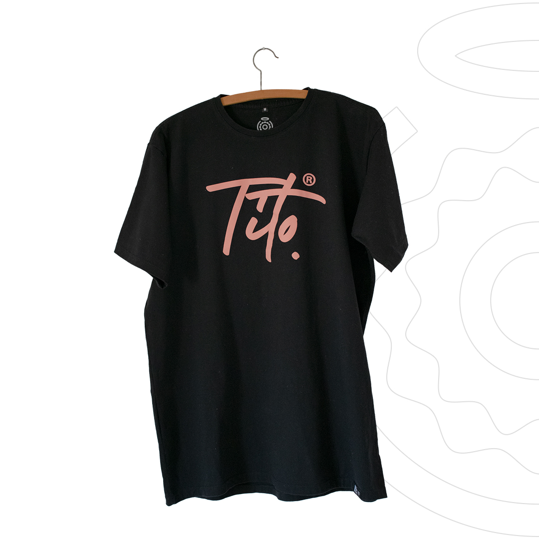 titocompany's tweet photo. Camisetas básicas / Parte I - Classic Logo e Halo Brand
#BEONFLEEK https://t.co/qc5eqc0bOP