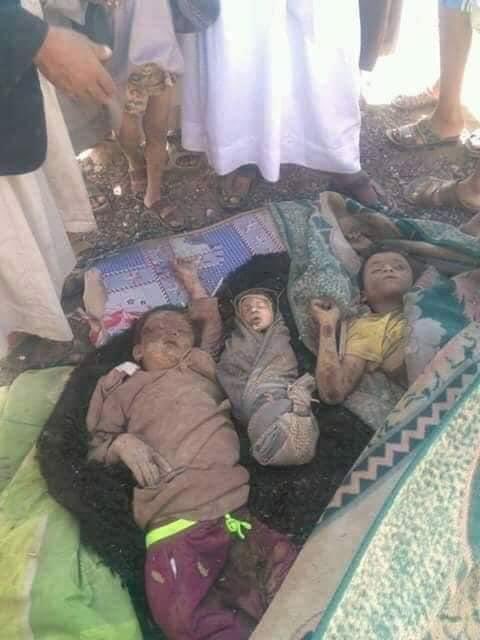 أطفالناء يا عيال الحرام ماذا جنو تقتلوهم بدم بارد اماعلمتهم ان الله فوق سينصف لهم حسبي الله ونعم الوكيل من جرايم العدوان السعودي الإمريكي الإماراتي الإسرائيلي البريطاني في #اليمن..
#مجزرة_المرازيق_بالجوف 
#مجزرة_وشحة_بحجة