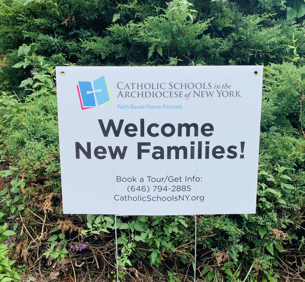 SFABronx's tweet photo. We continue to welcome our new students and families! Seats are still available. Apply today and become a Titan tomorrow!  “Where Integrity &amp; Execellence Meet!” #TitanPride #TitanStrong @NE_BronxADNY @BXNEEBSchools @ArchNY_Schools https://t.co/3LQeHKcIej