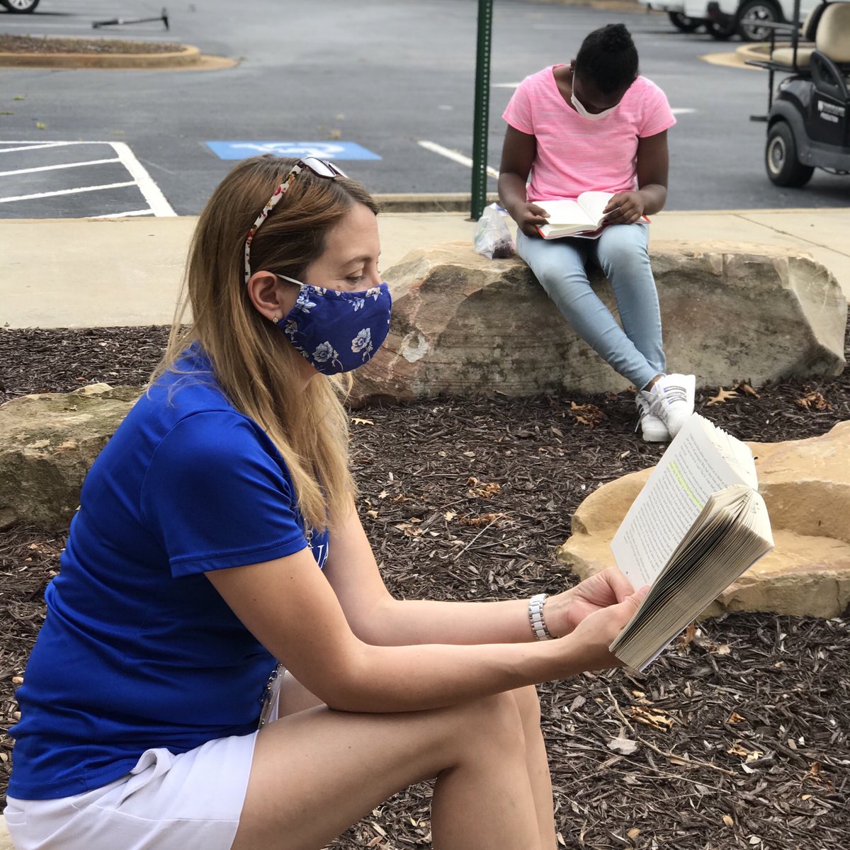 WA_Camps's tweet photo. Summer Reading Camps are all over campus this week!  Some taking advantage of outdoor classroom space! 📖 👩🏻‍🏫 📚 @woodwardacademy #wacamps #wa #woodward #woodwardway #summercamps #summercamp #collegepark #summer2020 https://t.co/TMgAK1GarH