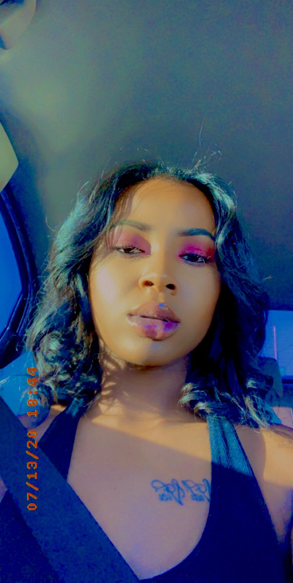 lostonmarz_'s tweet photo. oh hey 💋 https://t.co/eJgHUg7fr3