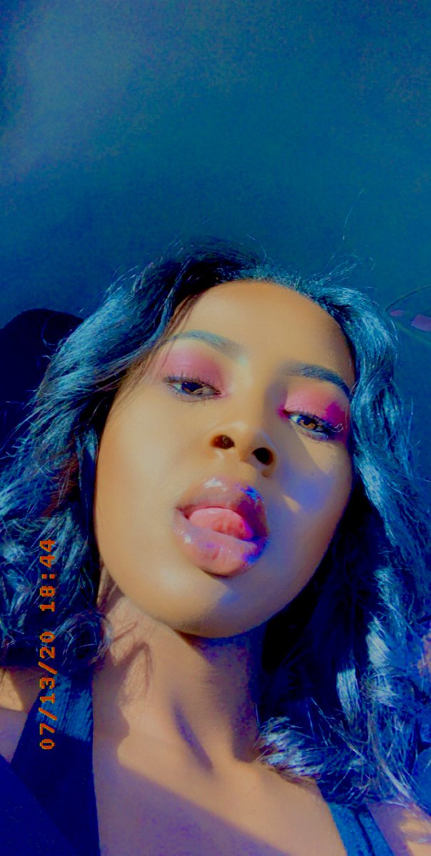 lostonmarz_'s tweet photo. oh hey 💋 https://t.co/eJgHUg7fr3