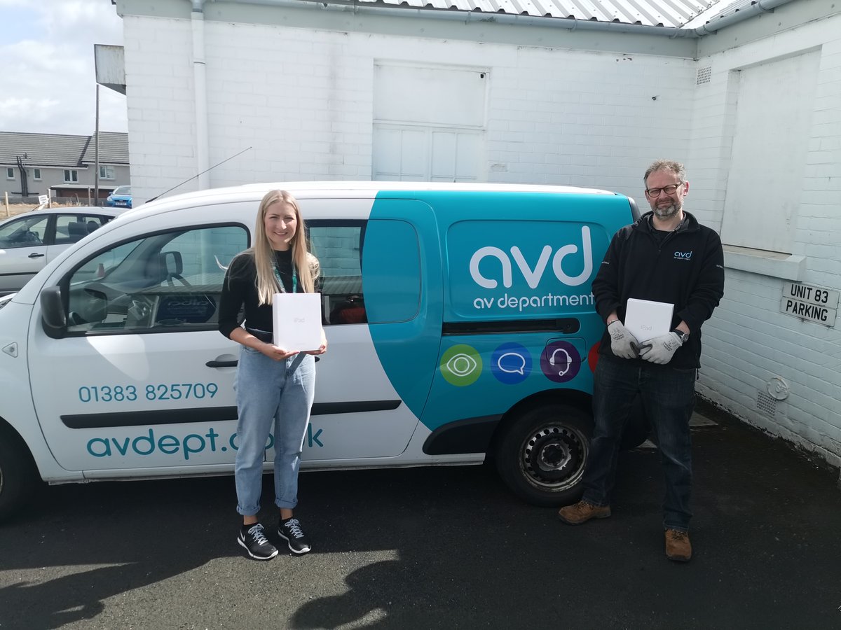 TechConnectScot's tweet photo. And just look at this amazing donation of 15 iPads from AV department of Fife through @PeoplePowerScot! These went out to 9 care services across Scotland in Aberdeen, Glasgow, Helensburgh, Rutherglen &amp; Renfrewshire 🌟 #CareHomeDay20 #ScottishCare #TechConnectionNetwork https://t.co/tqatK51GUv