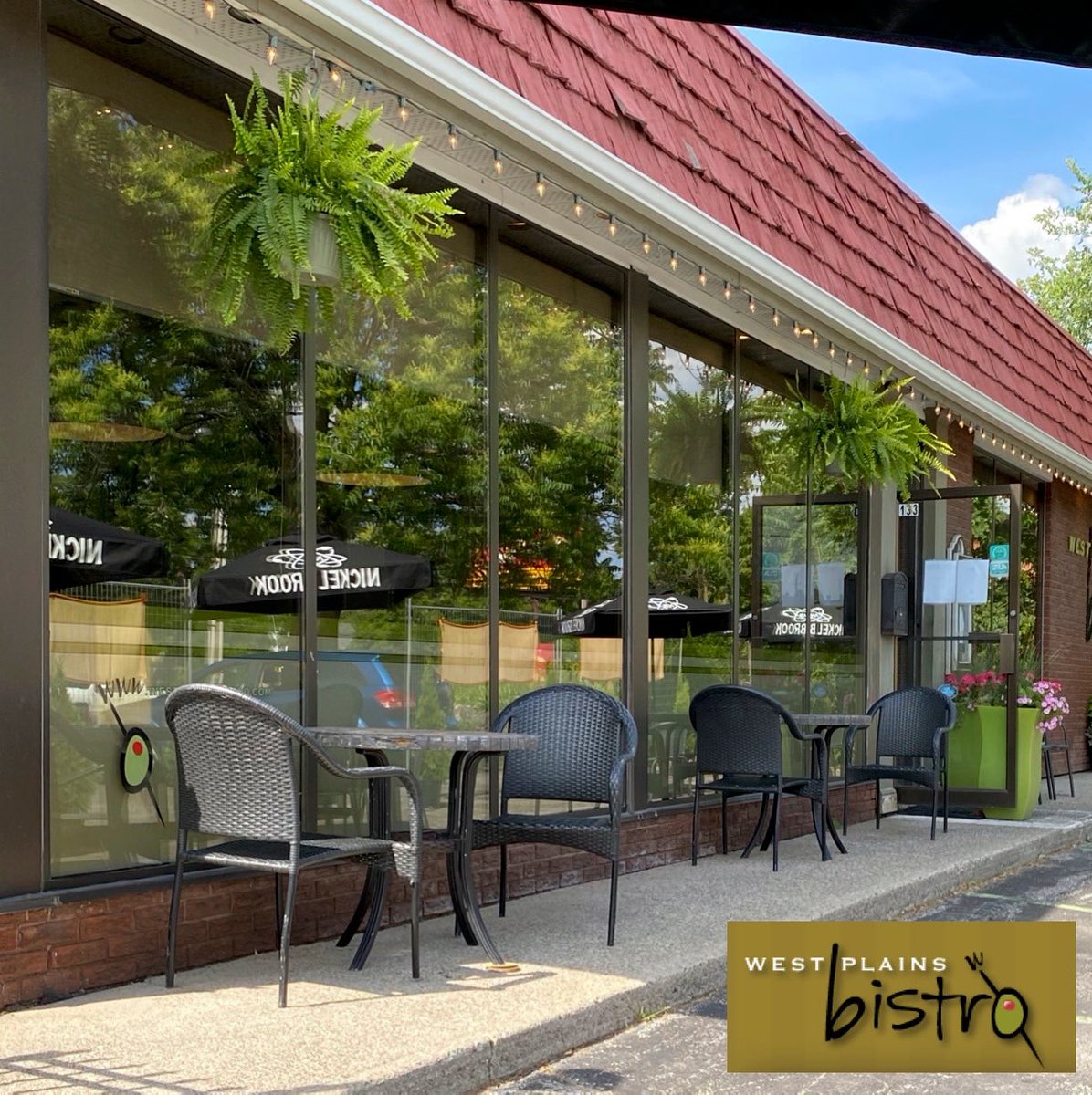 bistrobound's tweet photo. We've got some perfect patio weather coming up! Give us a call to reserve your place on the patio for lunch or dinner.⠀
⠀
905-333-9449⠀
⠀
#patioperfect #patio #burlington #burlon #burlont #aldershot #eatlocal #supportlocalbusiness https://t.co/gL45Wyo4aD