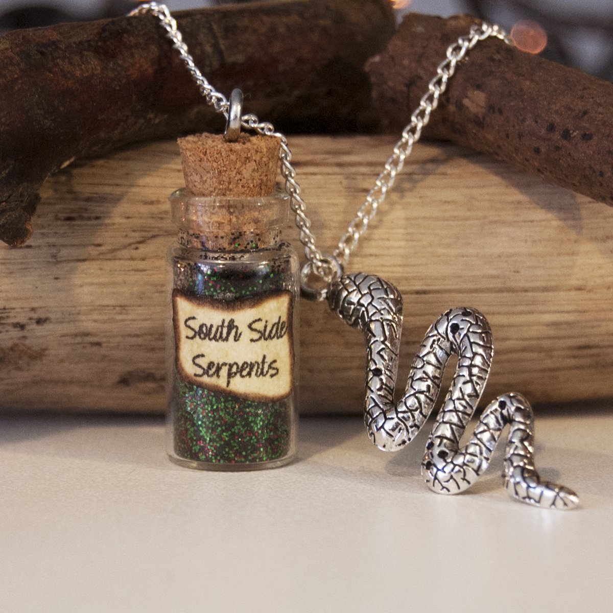 EmilyLTrinkets's tweet photo. Riverdale inspired handmade glass bottle necklaces.
More to come!
https://t.co/KgaXO0AGYb

#etsyfinds #etsyshop #etsy #etsyseller #HandmadeInUK #handmadewithlove #Riverdale #archie #glitter #handmadejewellery https://t.co/z7aTholqfm