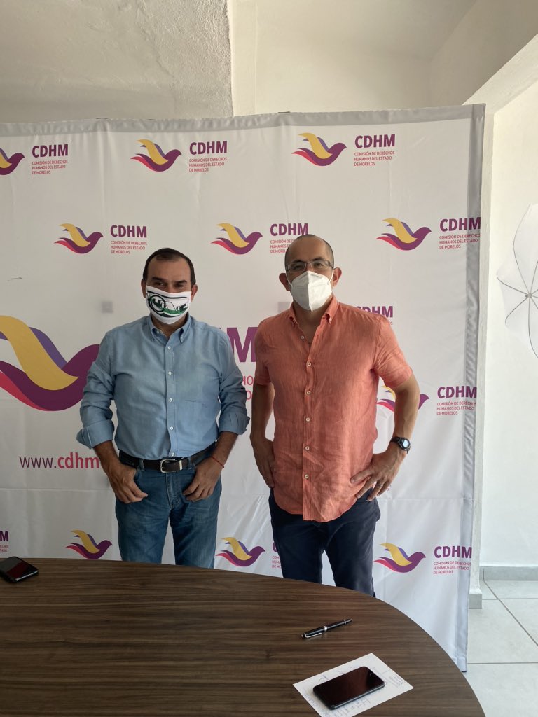 PedroOcampoAlv1's tweet photo. Agradezco la atención de mi amigo licenciado @raulishcruz presidente de la @cdhmorelos por su atención juntos abonaremos para la erradicación del trabajo infantil como a sido compromiso de @c_blackaller @Blackaller_C tenderemos los puentes necesarios para mejor la @CNPRmx @AlpcaZ https://t.co/SuTeBj0J8Y