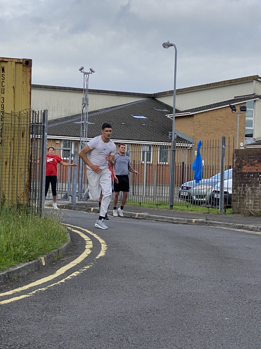 BoxingPrettyCdf's tweet image. No one knows how happy this makes me 🥊🤍🥊