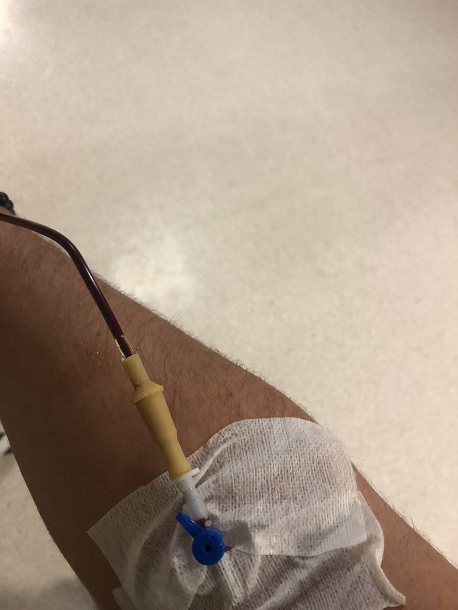 Hastalar için korku filmi: serona yürüyen kan