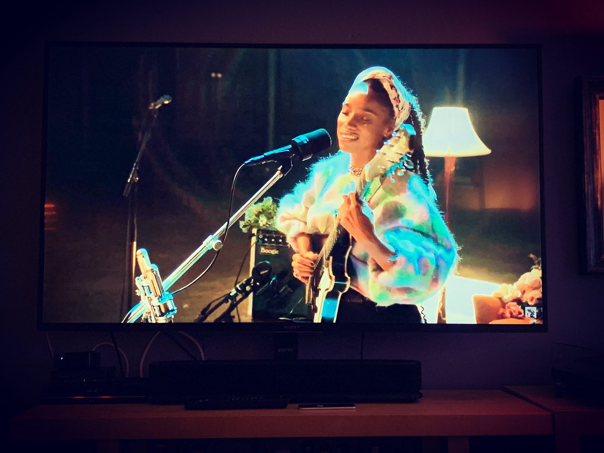 agengland's tweet photo. This is so good.....@liannelahavas live streaming from @RoundhouseLDN https://t.co/AKvP0ZXKVa