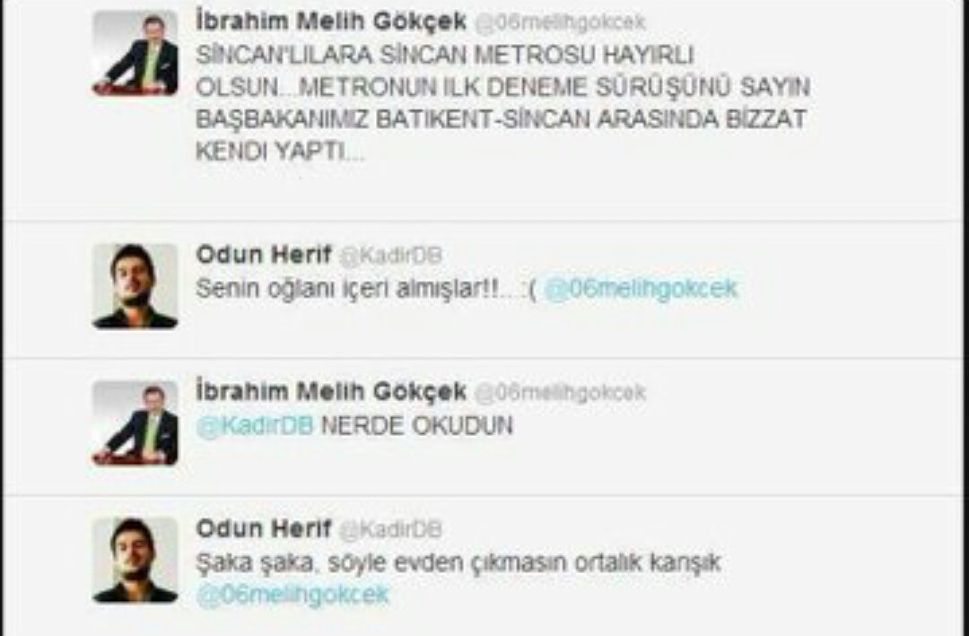 KolaliFinduk's tweet photo. Bildiğiniz tüm siyasi trollemeleri unutun Melih Gökçek ve Odun herif arasındaki bu tweetleşme en üst seviye siyasi trolleme örneğidir.  
Her okuyuşumda hala ilk okuduğum gibi kahkaha atarım :D https://t.co/7TCb64CkyN