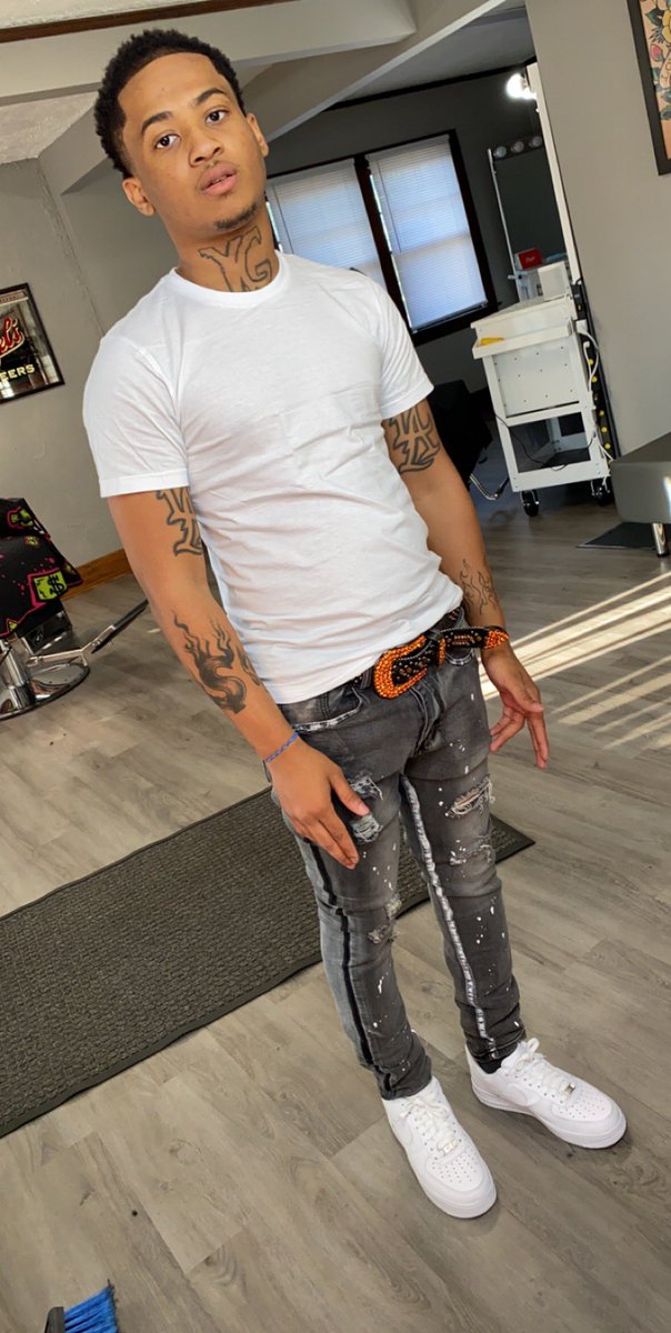 YGSackster's tweet photo. They counted me out and I took it as a blessing #SteelHuman🦾 https://t.co/meMbEtDtYd