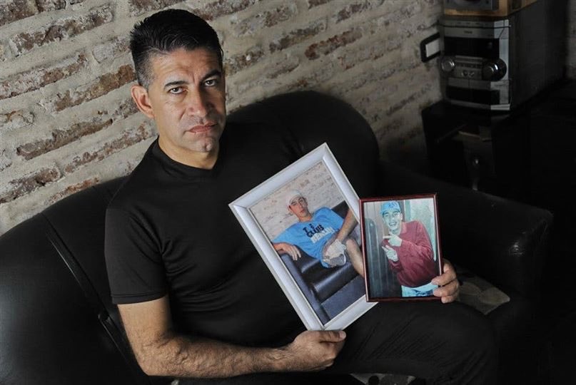 iglevisionapost's tweet photo. Nos sumamos al dolor y al pedido de justicia por la muerte del  Apostol Eduardo Trasante, pastor evangélico y ex concejal de Rosario. 

  #JusticiaParaTrasante 
https://t.co/jC3hOIMRp0 https://t.co/sDcu4C4a4A