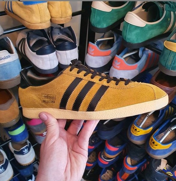 1972 Mexicana's!!!! My quest is now over! 😁 What's on your most wanted list? 

#trainers #adidas #3Stripes2Soles1Love #3stripelove #adifamily #Customs #saynotoredying #adidasoriginals #trainerrestoration #sayhellotorelettering #mostwanted #mexicanas