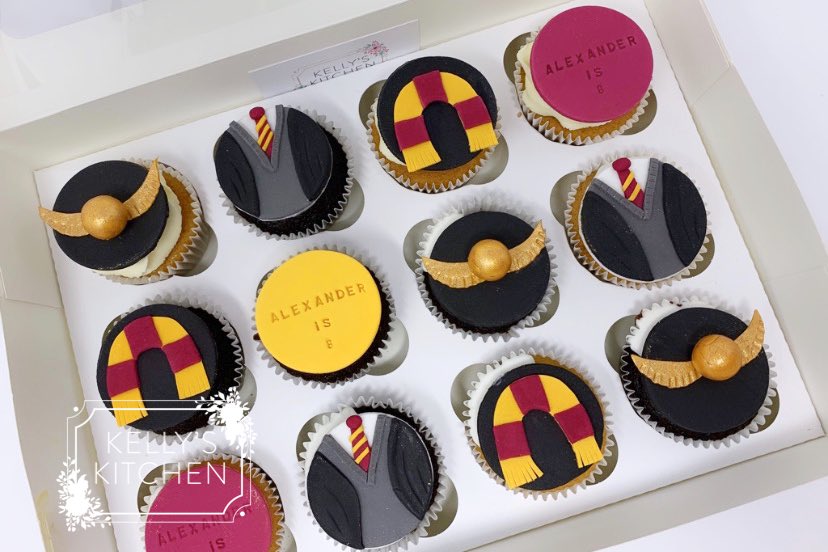 “It matters not what someone is born, but what they grow up to be” 🧙‍♂️✨🖤

Harry Potter cupcakes for a special little wizard who enjoyed a fun day of Harry Potter themed activities for his 8th birthday! 
#harrypotter #harrypottercupcakes #harrypotterbirthday