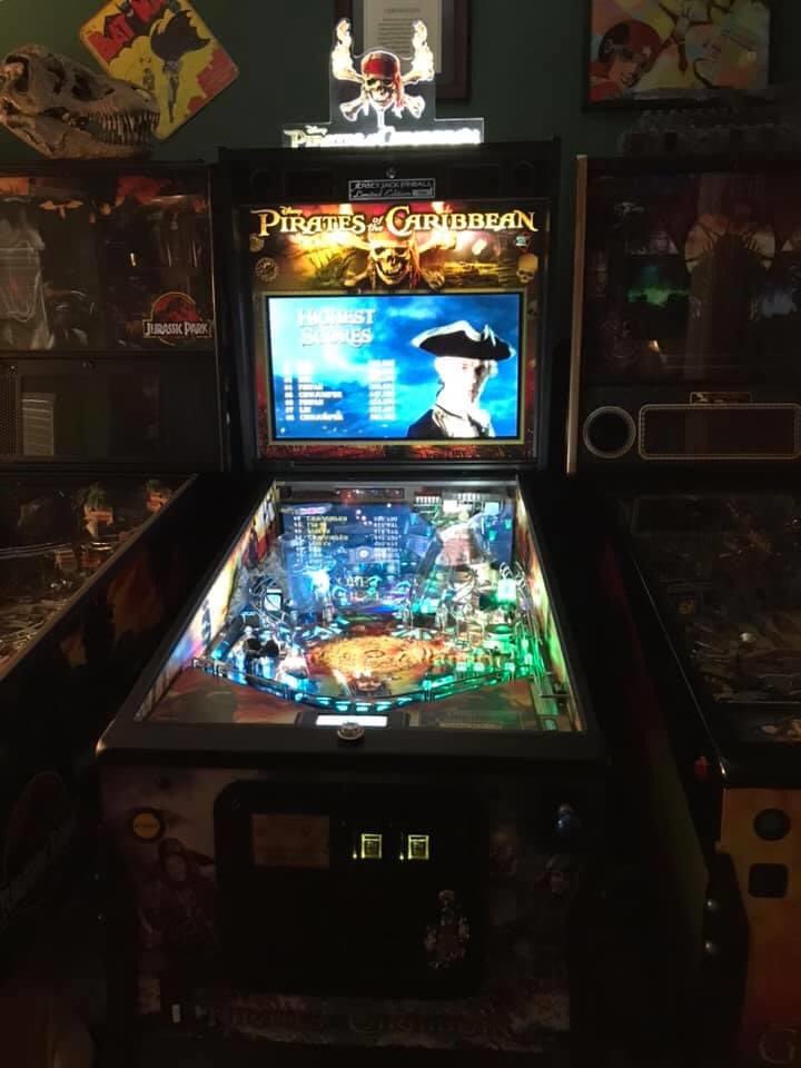 owlnonymous's tweet photo. We will be streaming @JJPinball’s POTC LE tonight at 6PM EDT - https://t.co/OlFSfNA78b https://t.co/X2QVxHTzOY