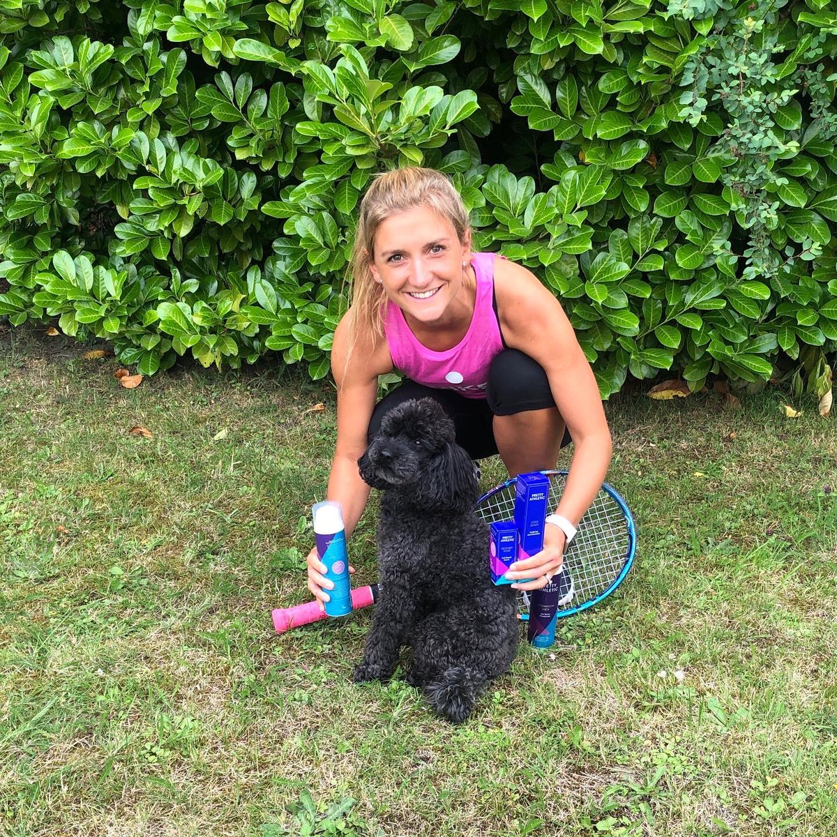 jade_windley's tweet photo. These are AMAZING 💓

If you love sport &amp; like to take care of your skin then head to @_PrettyAthletic &amp; use code MINTRIDGE for 20% off 🤩

Thank you @MintridgeFDN @_PrettyAthletic for sending these to celebrate what would have been Wimbledon fortnight 🎾

#sweatproofskincare https://t.co/ZnnoxWw1Zx