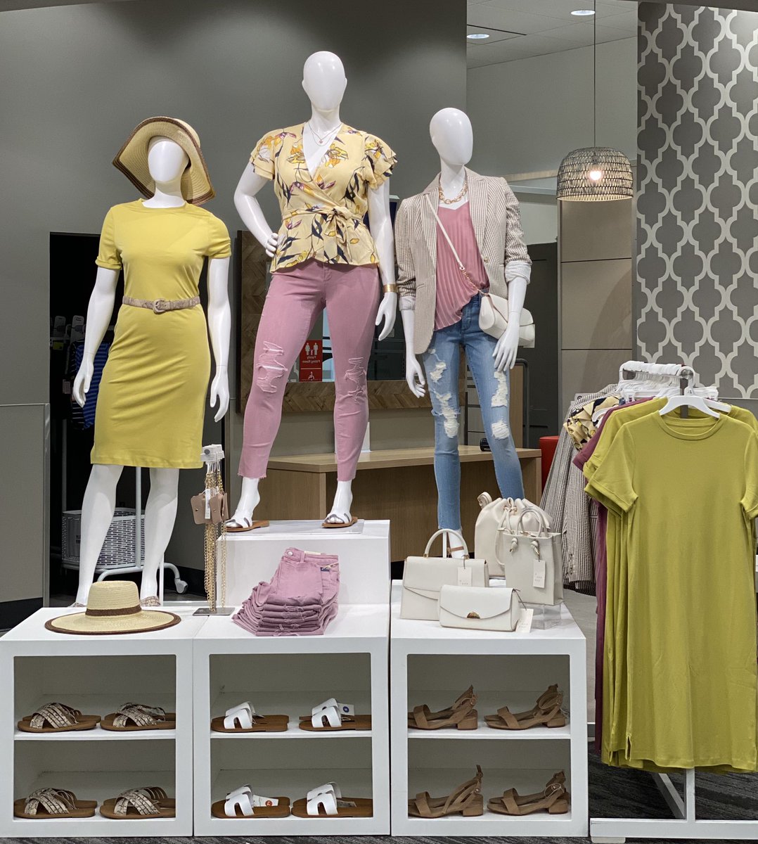 BryanJGTarget's tweet image. We needed something fun and exciting here at #T0069 so we’re taking advantage of the fitting rooms being closed and adding this #TrendMoment!

#ANewDay and #UniversalThread outfitting has never looked BETTER!

☀️🌸🌼🎯

#WorkSomewhereYouLove #Target #StyleMoments #HappySummer