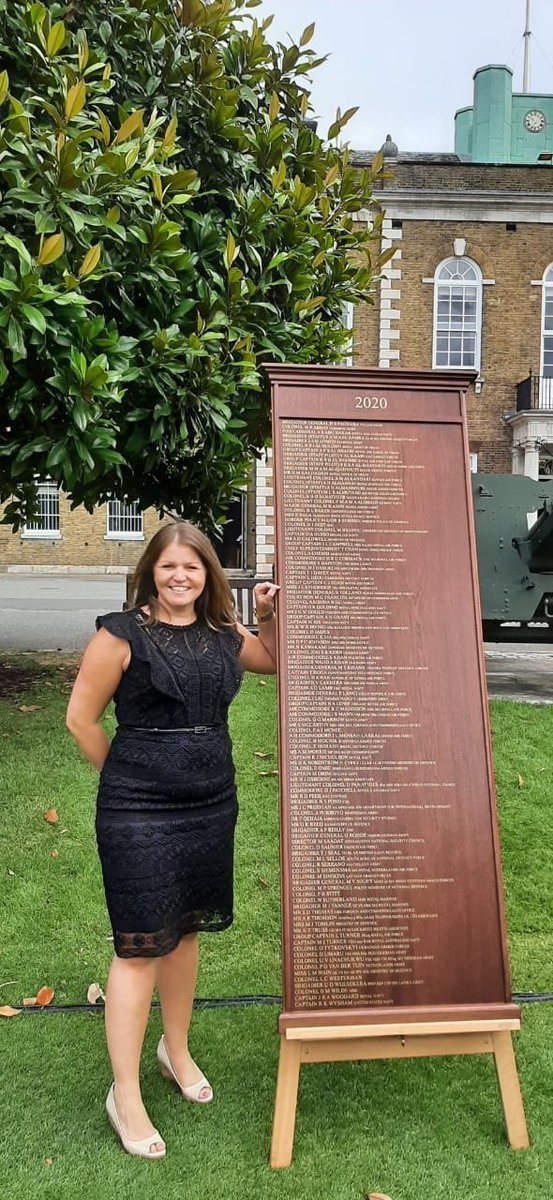 joetheridge's tweet photo. What a fabulous day graduating from the Royal College of Defence Studies. A truly special end at the HAC to what has has been an amazing year with amazing people and lifelong friends from across the globe.  #RCDS @Fujitsu_Defence @ComdtRCDS @DenisKeefe @KienzleCSSS https://t.co/edvpxHgger