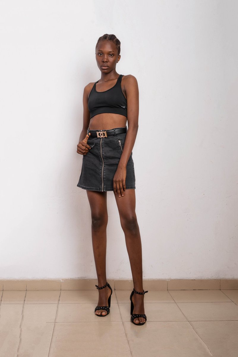 Dee_models's tweet photo. Deborah ~New face~🅳🅴🅴 🅼🅾🅳🅴🅻🆂 #polaroid #newface #deemodels #deborah https://t.co/AR4DnE8LKS