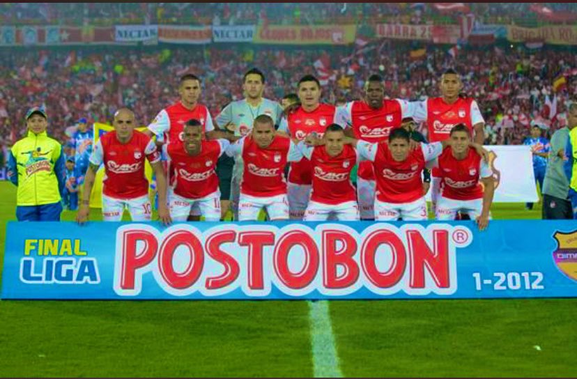 luchoarias7's tweet photo. Hoy hace 8 años hicimos  historia con le Leon 🦁🦁🦁🏆🏆🏆🥇 q lindo fue. https://t.co/UwHk1mC8ve