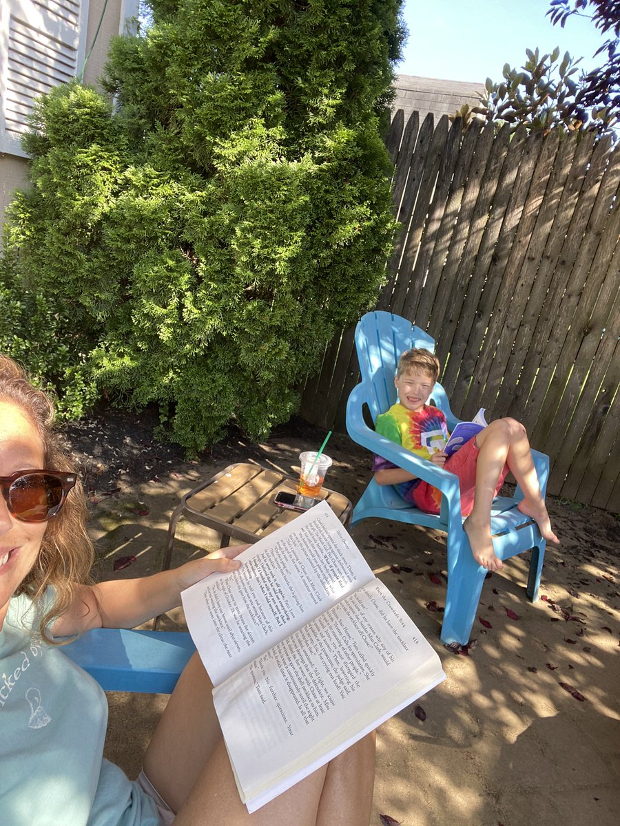 Hanuggets's tweet photo. Summer reading ๐ โ๏ธ๐ป #rpfamily #MTSPride #SummerReading https://t.co/B6vE8tc7dt