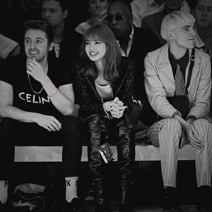 thedollarchive's tweet photo. Lisa front row at the Celine Menswear and Womenswear SS20 shows, 2019 https://t.co/6mp6RWrdiF