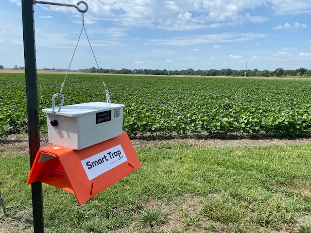 recordharvest's tweet photo. Did you know that Record Harvest partners with @CropSafeNetwork to bring Growers a boots on the ground look at pest migration, throughout the midwest, using precision reports?
#pest #AgTwitter https://t.co/G7YelmM1Xi