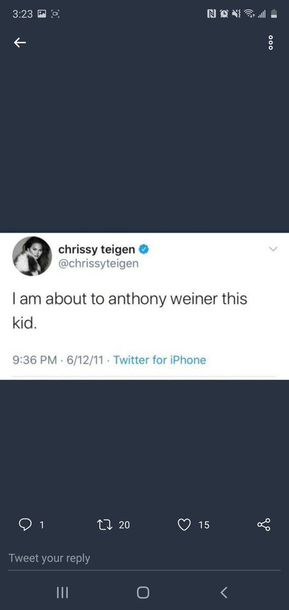 y0BihHouse's tweet photo. @theangiestanton @chrissyteigen @johnlegend She needs explain this too🤢 https://t.co/3ckU81MHFU