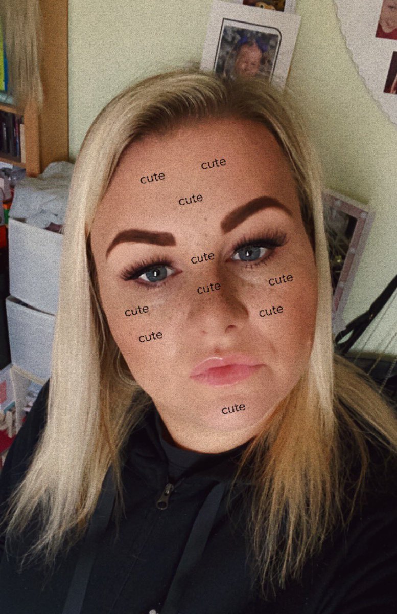 chelle82x's tweet photo. Maybe she’s born with it, maybe is 4 apps, 7 filters and a shit ton of makeup 🤷🏼‍♀️ https://t.co/taPMTIx961
