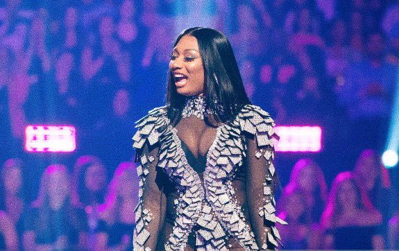 stalliarchives's tweet photo. cleansing your tl with megan thee stallion’s smile appreciation tweet 💖 https://t.co/3kdMJV4uO5