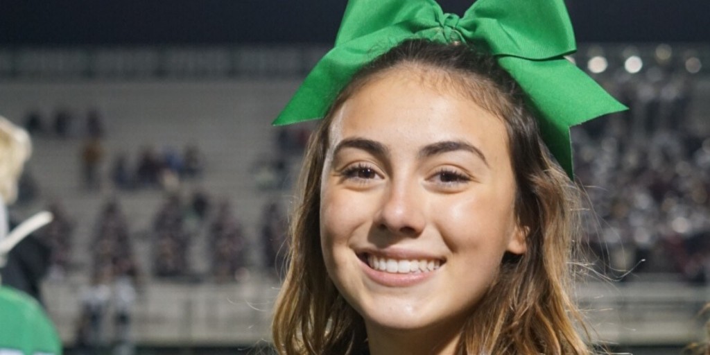 Welcome to the 2020-2021 Dragon Cheer Varsity Team, Natalie Holt!  Natalie is an upcoming Sr. &amp; 4th yr 🐲 cheerleader. Her fav tradition is the Dragon chant after a 🏈 game.  Natalie ❤️ Chuy's and watching 👀 Parks and Rec!  Welcome <a href="/natalie__holt/">Natalie Holt</a> ! #southlakecheer