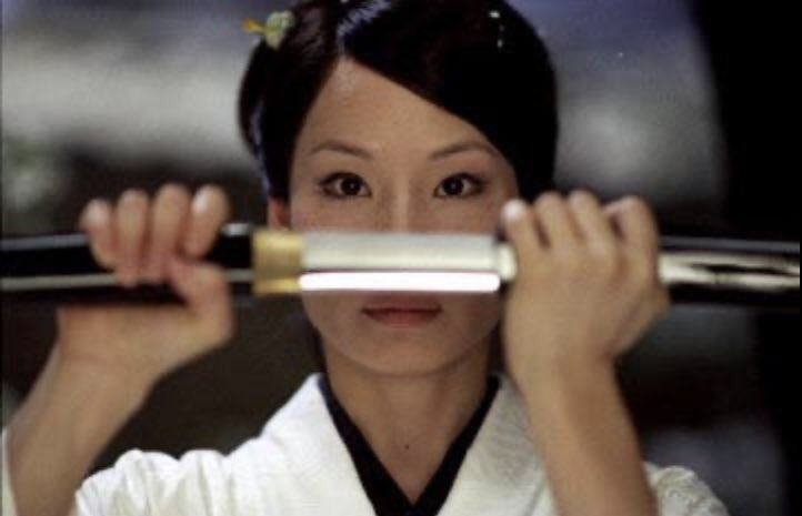 temp_2112's tweet photo. KILL BILL VOL. 1 (2003)
Dir. Quentin Tarantino

“When fortune smiles on something as violent and ugly as revenge, it seems proof like no other, that not only does God exist, you’re doing His will.”

(Мой любимый фильм с первого просмотра лет в 10. И этот фильм лучшая школа кино) https://t.co/fNmeB1FGg2