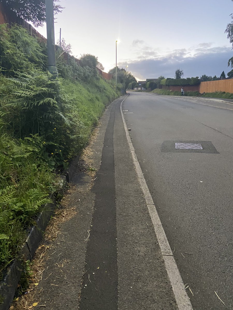 BeckyosullO's tweet photo. Who’s idea was it to buy a house on the side of a mountain 😴
32,000 steps in the bag 💪#laststepsoftheday #smashedit #SCsteps #TeamCaerphilly #canisitdownyet #hotstepper #TeamSportCaerphilly @sport_leisure @CaerphillyCBC https://t.co/UqztqdlPno