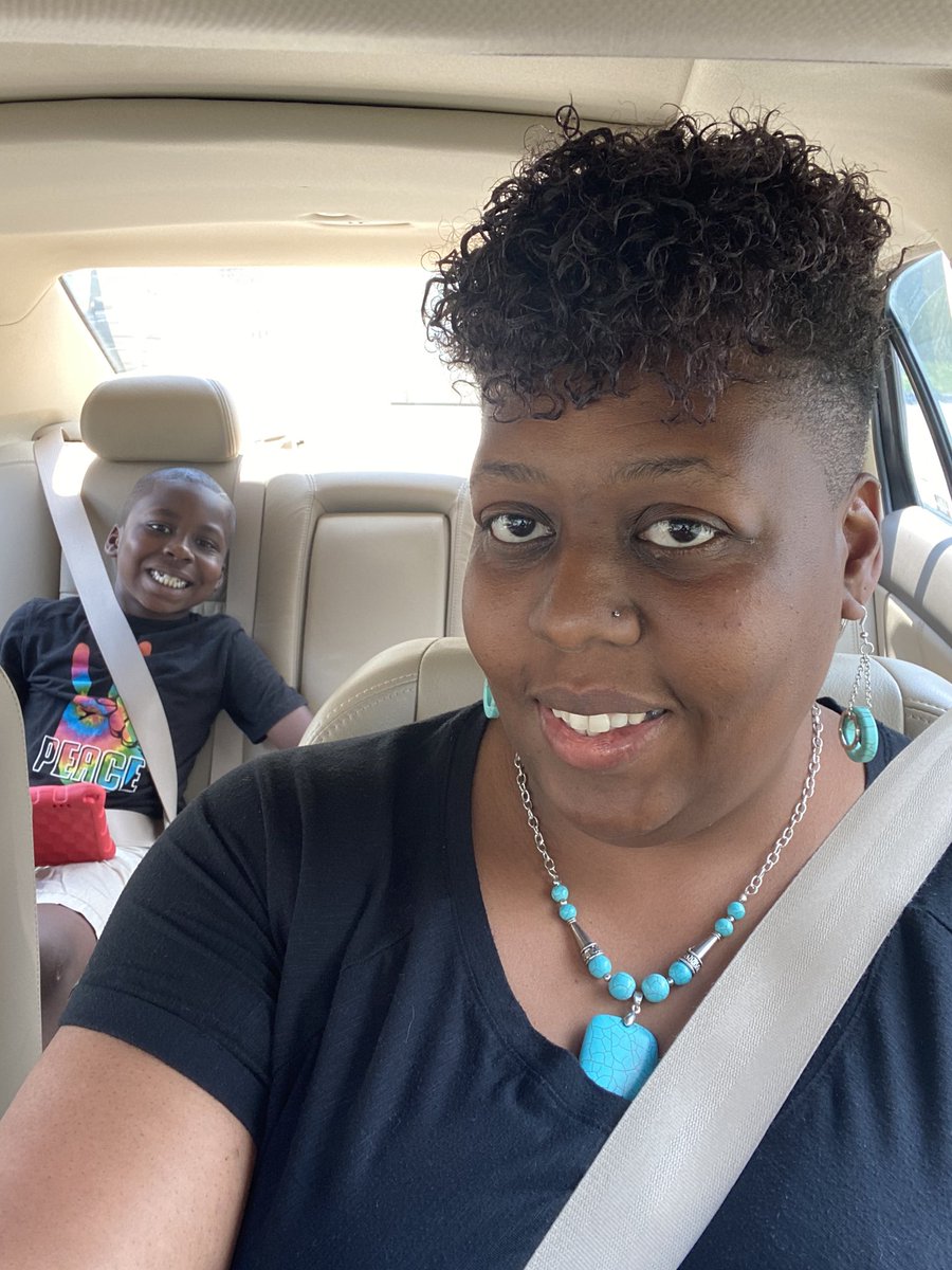 shalea_griggs's tweet photo. @PaparazziAccess Some turquoise. https://t.co/djM0criOFe