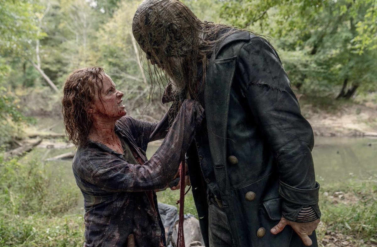 FTWDFans's tweet photo. 4 months ago today, "Walk with Us." 🔥 #TheWalkingDead https://t.co/f2rl1gP7IR