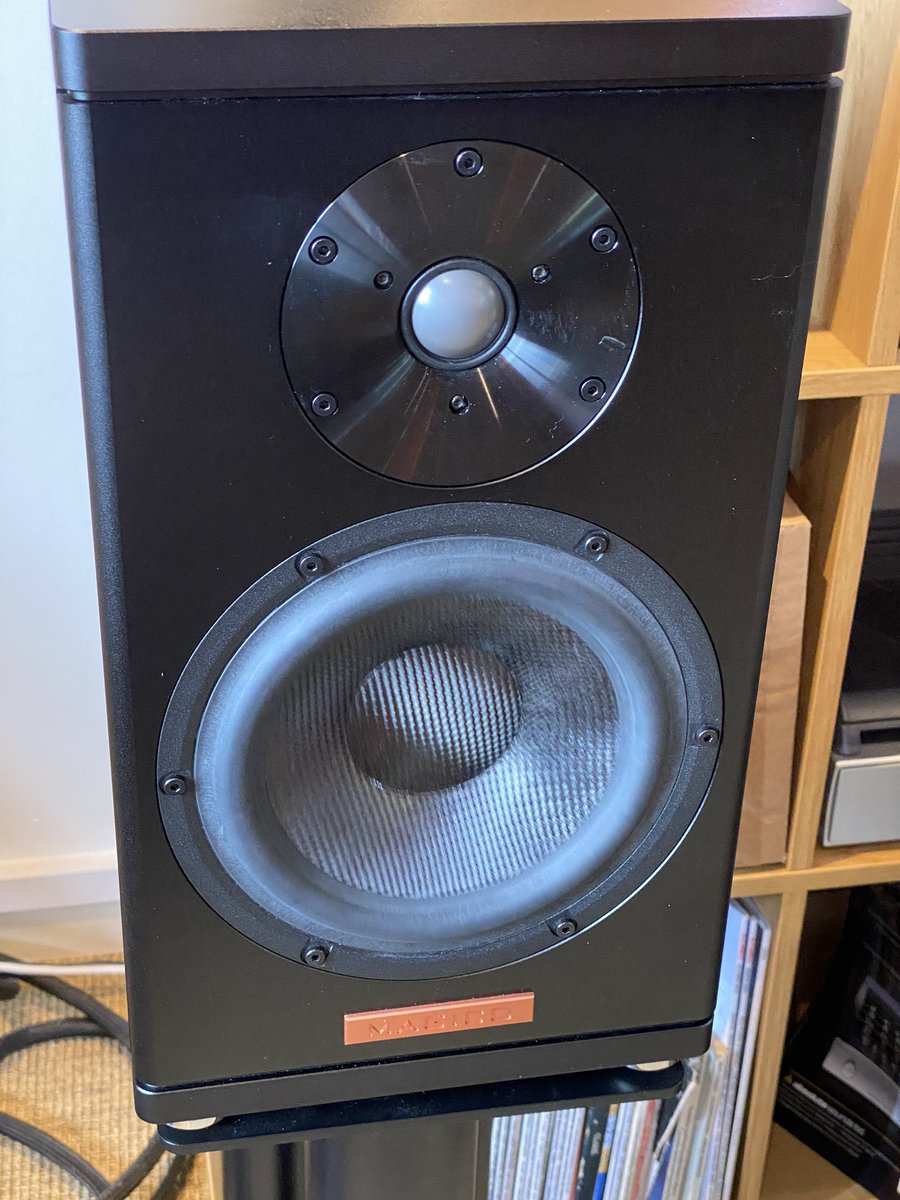 Midlandaudiox's tweet photo. @magico_llc #A1 @absolute_sounds #distribution #raynespark are now at @midlandaudiox ##belbroughton #worcestershire #madeinthe #alonwolfe a stunning and serious mini monitor https://t.co/A32aF1UDMa