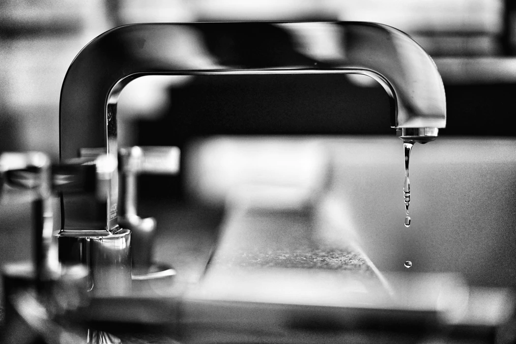 PioneerBizSEA's tweet photo. If your home remodel requires installing new bathrooms, updating kitchen features, or anything else that includes changes in plumbing, Pioneer Plumbing is here. https://t.co/sM945zj9OS #PioneerPlumbing #PlumbingTips #SeattlePlumbing #PNWPlumbing #Plumbing #SeattleHomeowner https://t.co/9gpf6pP6x5