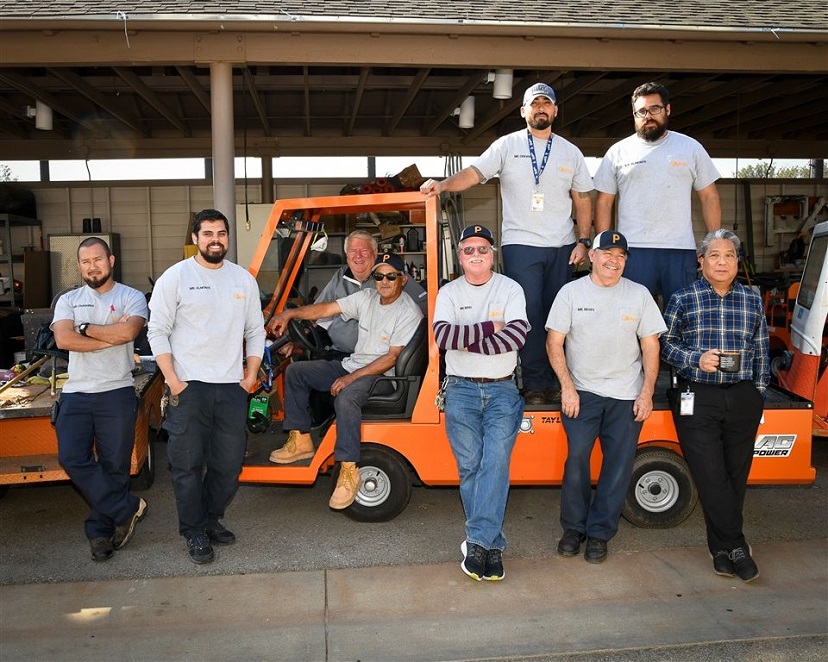 pasadenaschools's tweet photo. Operations Department Keeps Poly Safe https://t.co/658zpsWglZ https://t.co/2eD5KGLL5D