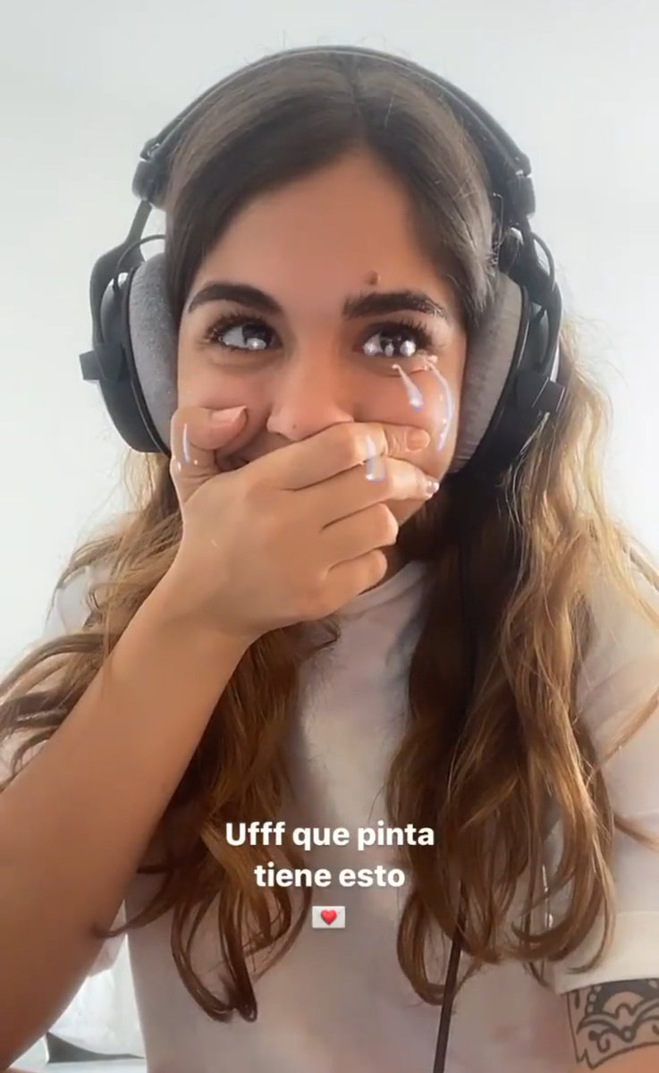 srta_sdt's tweet photo. El hype de la señora Anaju #Anaju8JL #PostOT8J https://t.co/YX23m0sqWY