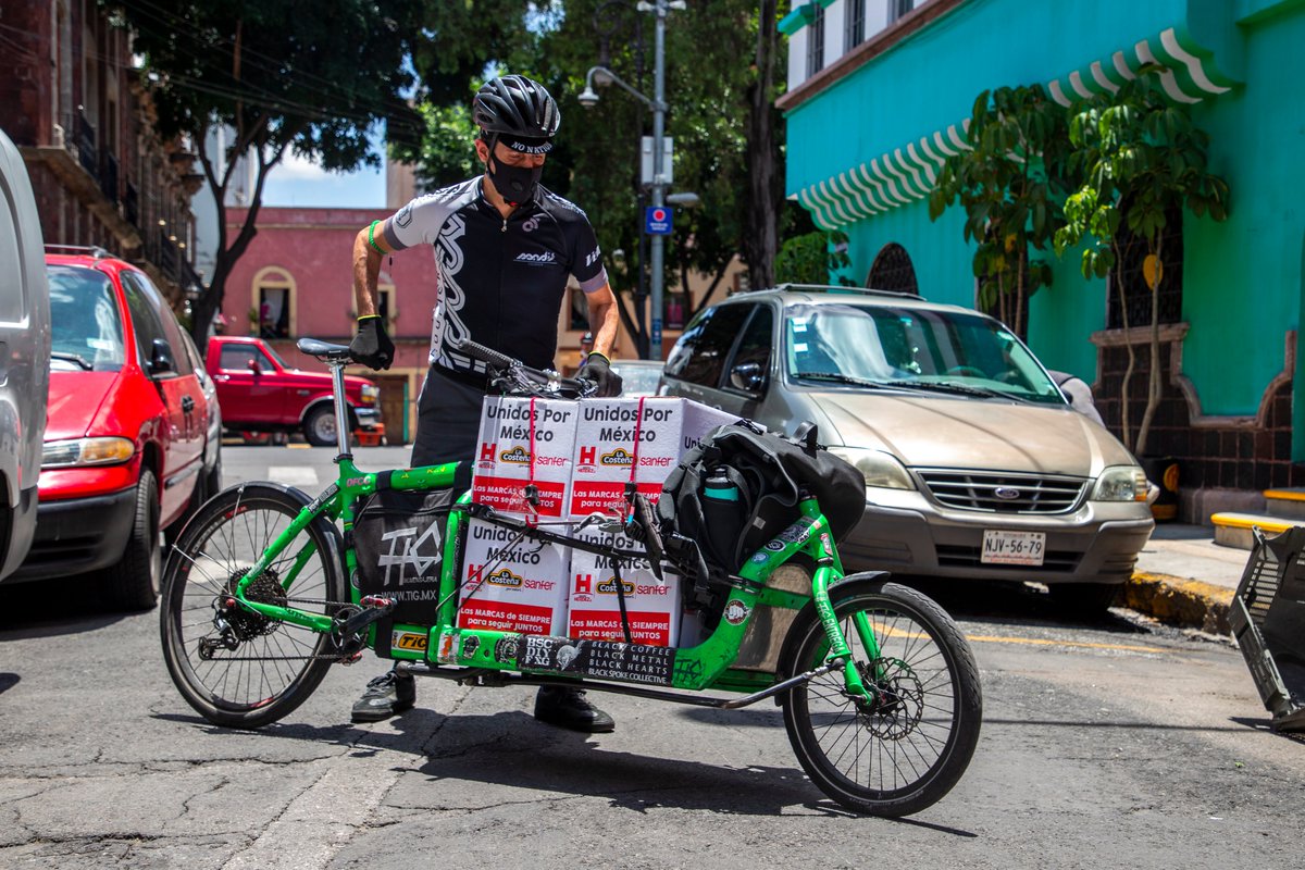 ITDPmx's tweet photo. Desde su arranque, #RodandoAyuda ha llevado +640 despensas de hasta 1 mes de duración a familias afectadas por la pandemia. Esta semana finaliza la recaudación. ¡Te necesitamos para entregar más apoyos!
Los detalles: https://t.co/0efRUByIh6 https://t.co/mRR0xA7TqP