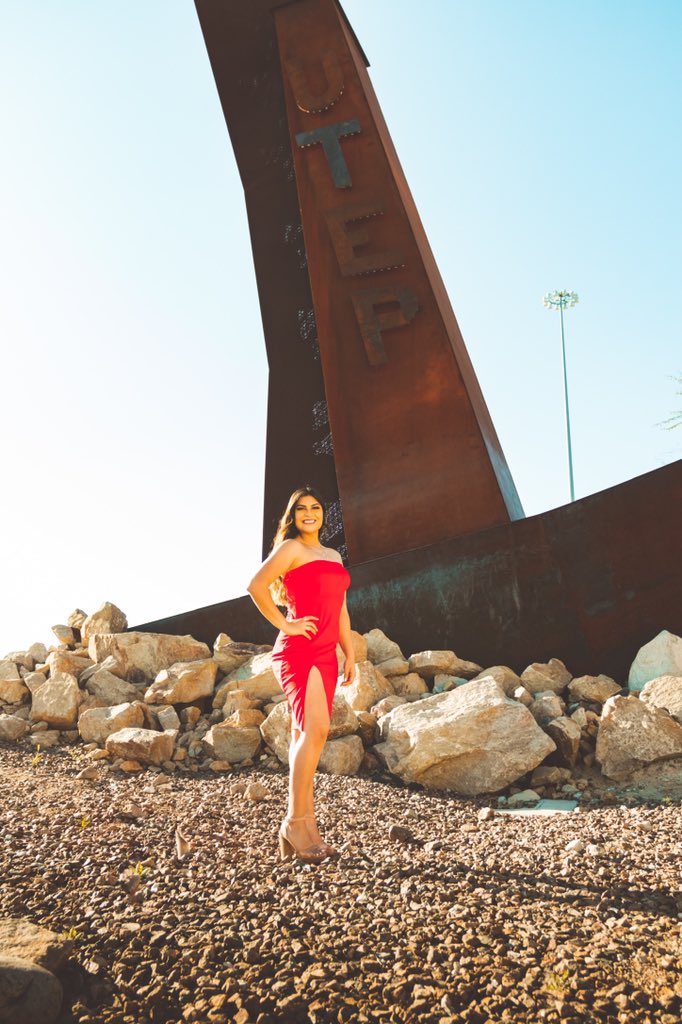 stephanietrevv's tweet photo. ▫️Graduated this May earning my engineering degree 🎓✨
▫️Started my career as a systems engineer 👩🏽‍💻
▫️Became apart of the 2% Hispanic women engineers in industry 🥳
▫️Moved to Fort Worth, Texas ✈️📍
▫️Became a home owner alongside my best friend sister 🏡
#Blessed 🤍 https://t.co/nl7P5E0Ts7