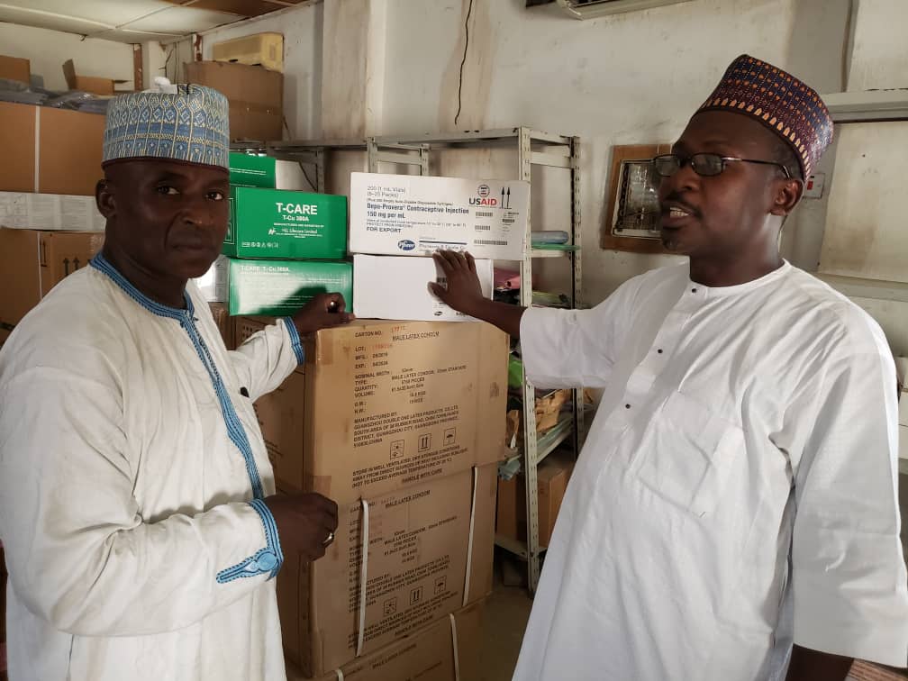 TheCata124's tweet photo. Our team(The catalyst) is working on a #project to improve the distribution of these family commodities by looking at strategies to strengthen the transportation of the commodities thereby ensuring zero stock out and sustained quality of commodities at the last mile #ARCproject https://t.co/DUCmDksVhL