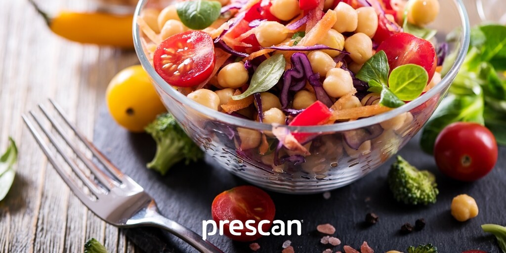 Wij laten ons graag inspireren door goede documentaires over gezondheid en een gezonde levensstijl. In de documentaire Forks over Knives vertellen voedselwetenschappers over de invloed van (bewerkt) voedsel op je gezondheid. Wil je de documentaire kijken? Kijk hem dan op Netflix!