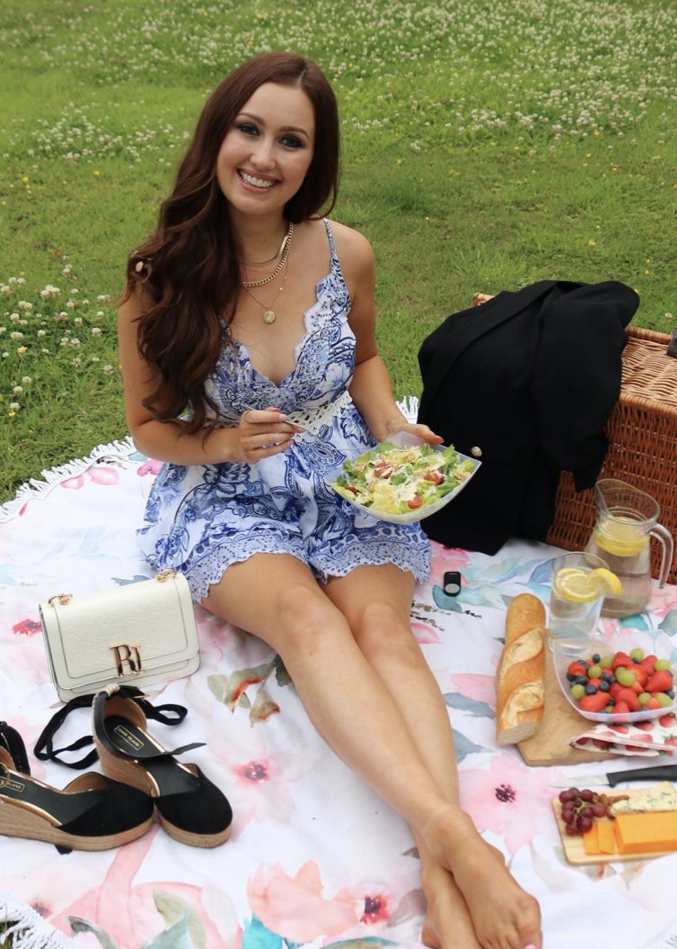 Give yourself all the love! The importance of self care with Lucy Scarfe! 😍 
bit.ly/2AEKVAg