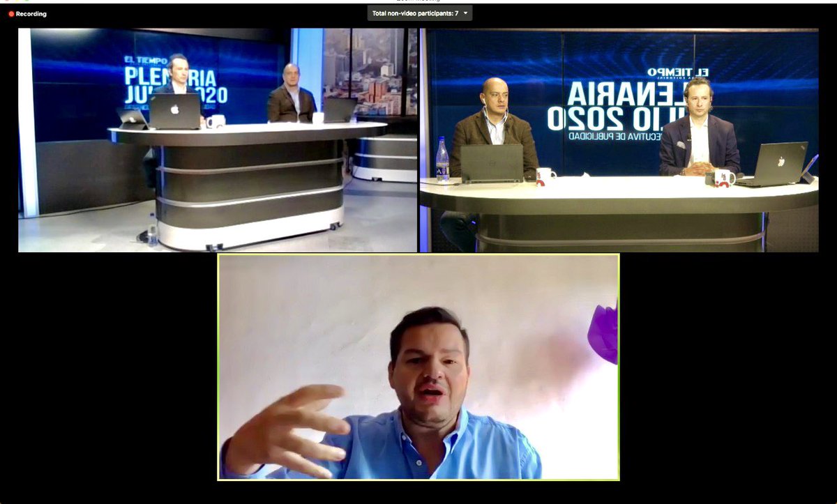 Jucaribu's tweet photo. Hoy estuve como invitado en la Plenaria Ejecutiva de Publicidad de Casa Editorial El Tiempo, hablando sobre cómo detonar la creatividad y la innovación en personas y equipos de trabajo. 

“Si la innovación no hace sonar la caja registradora, no merece llamarse innovación” https://t.co/ay01gd2oFm
