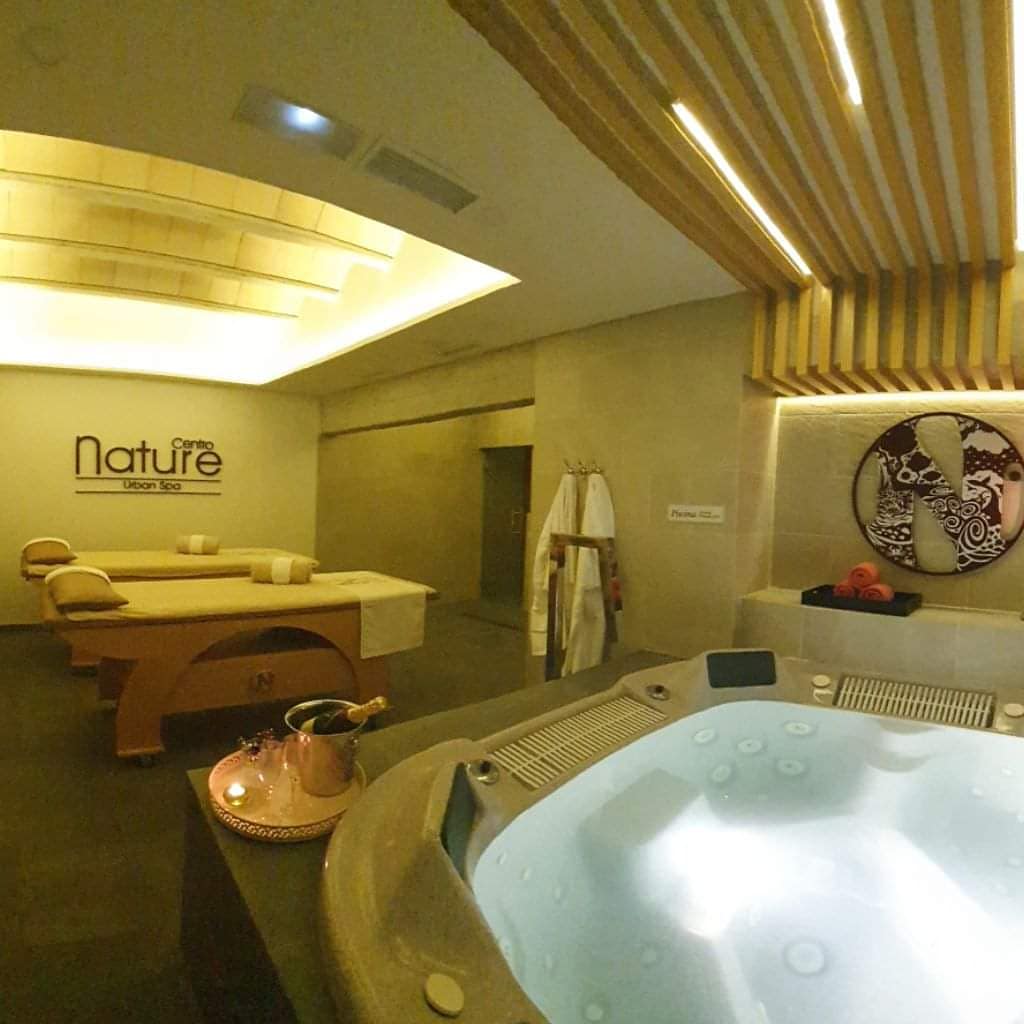 CentroNature's tweet photo. ¿Todavía no conocéis nuestra SALA PRIVATE SPA?
Una sala donde viviréis en pareja experiencias únicas de relajación y bienestar. 
#centronatureurbaspa #spaurbanoenjaen #centrodespa #centrodespaenjaen #centrodebienestar #jaen https://t.co/NdZTgVIM0m